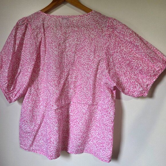 EUC LIKE NEW J CREW FLORAL PINK WHITE DAINTY V NECK COTTON TOP SIZE SMALL - Picture 3 of 15